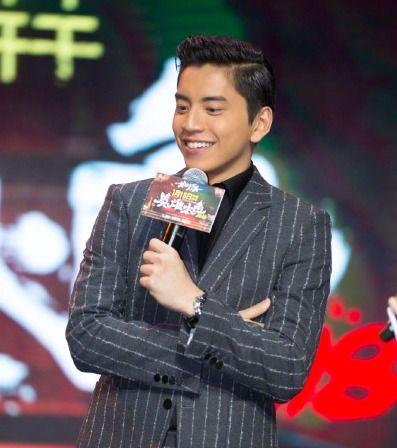 互相爆料三兄弟视频下载,视频下载背后的真相大揭秘